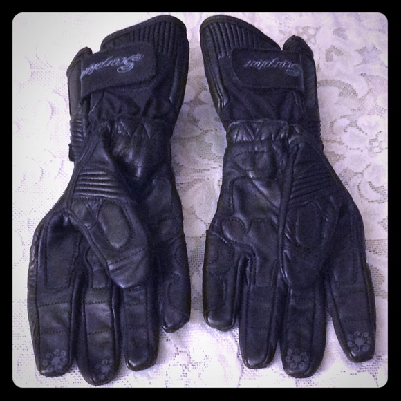 Scorpion Women’s Long Gloves - Picture 5 of 8